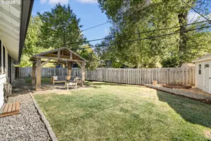 2140 SW Huntington Ave, Portland, OR 97225 - Photo 30