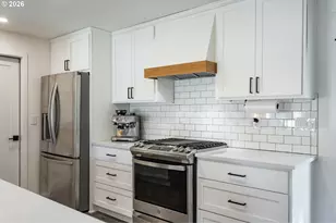 2140 SW Huntington Ave, Portland, OR 97225 - Photo 14