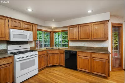 14155 SW 97th Pl, Portland, OR 97224 - Photo 12