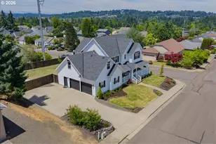 1492 NW Penny Ln, Albany, OR 97321 - Photo 2