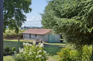 8995 SE 282nd Ave, Boring, OR 97009 - Photo 2