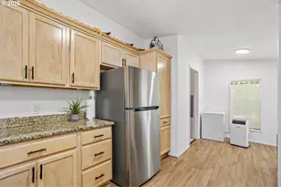 127 Pioneer Ave NE, Castle Rock, WA 98611 - Photo 22