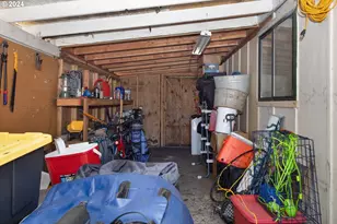 1669 Hayes St, North Bend, OR 97459 - Photo 24