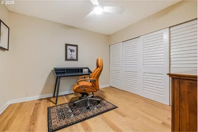 200 Oswego Summit, Lake Oswego, OR 97035 - Photo 20