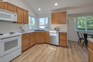 15059 Pebble Beach Dr, Oregon City, OR 97045 - Photo 8