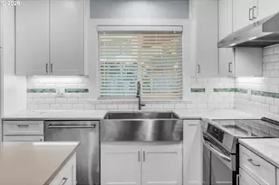 245 SW 144th Ave, Beaverton, OR 97006 - Photo 12