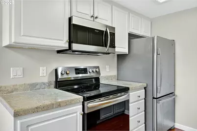 10186 SE Talbert St, Clackamas, OR 97015 - Photo 24