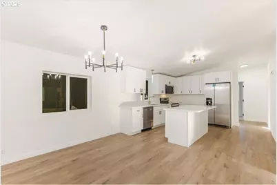 12323 SE Holgate Blvd #6, Portland, OR 97236 - Photo 10
