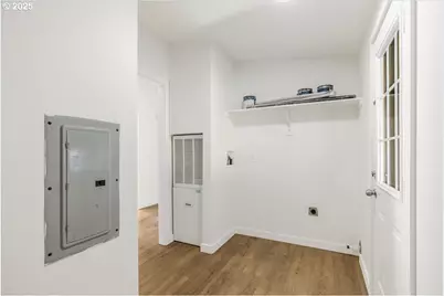 12323 SE Holgate Blvd #6, Portland, OR 97236 - Photo 24