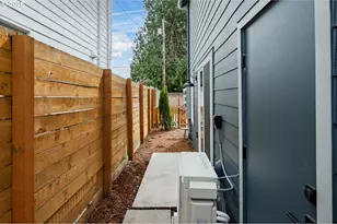 6909 NE Multnomah St, Portland, OR 97213 - Photo 40