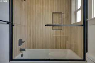 6909 NE Multnomah St, Portland, OR 97213 - Photo 26