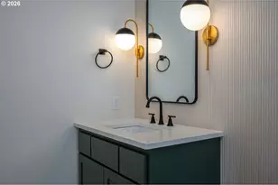 6909 NE Multnomah St, Portland, OR 97213 - Photo 32