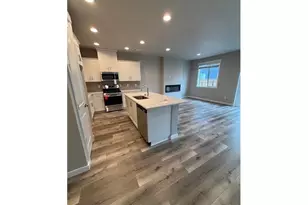 16806 SE Ardenwald Pk Ter, Happy Valley, OR 97086 - Photo 2