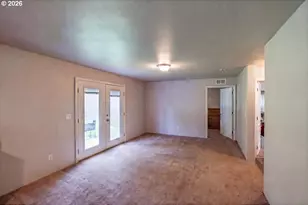 38381 Crawfordsville Dr, Sweet Home, OR 97386 - Photo 10