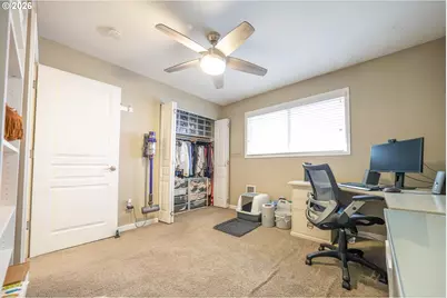 2136 SE Hawthorne Blvd #10, Portland, OR 97214 - Photo 22