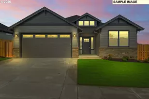 676 NE Saling Dr W, Estacada, OR 97023 - Photo 2