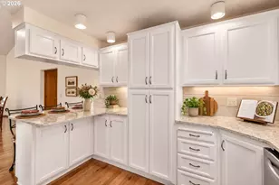 31505 SW Country View Ln, Wilsonville, OR 97070 - Photo 10