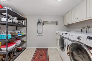 2400 SW Richardson St, Portland, OR 97239 - Photo 30