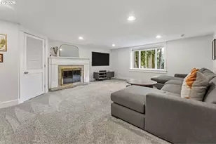 2400 SW Richardson St, Portland, OR 97239 - Photo 24