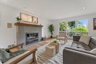 2400 SW Richardson St, Portland, OR 97239 - Photo 6