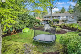 2400 SW Richardson St, Portland, OR 97239 - Photo 4