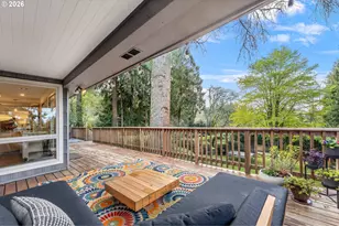2400 SW Richardson St, Portland, OR 97239 - Photo 34