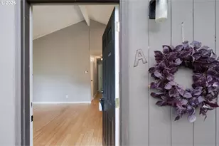7556 SW Barnes Rd, Portland, OR 97225 - Photo 6