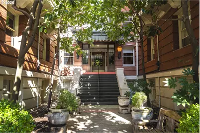 2083 NW Johnson St #54, Portland, OR 97209 - Photo 6