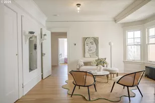 2083 NW Johnson St, Portland, OR 97209 - Photo 16