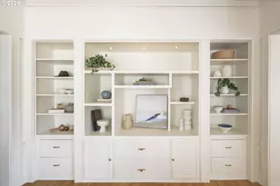 2083 NW Johnson St, Portland, OR 97209 - Photo 18