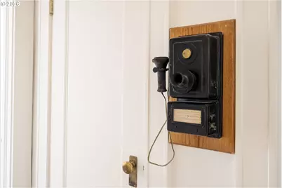 2083 NW Johnson St #54, Portland, OR 97209 - Photo 12