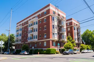 2083 NW Johnson St, Portland, OR 97209 - Photo 2