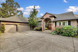 3901 NW 150th Cir, Vancouver, WA 98685 - Photo 2