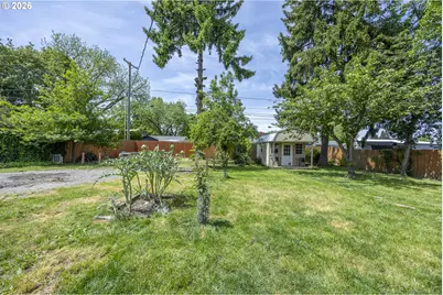 620 Hughes St, Eugene, OR 97402 - Photo 20
