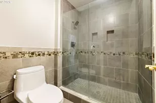 129 NE 39th Ave, Hillsboro, OR 97124 - Photo 20