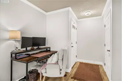 9221 N Lombard St #11, Portland, OR 97203 - Photo 4