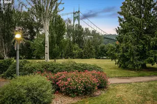 9221 N Lombard St, Portland, OR 97203 - Photo 32