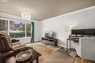 9221 N Lombard St, Portland, OR 97203 - Photo 6