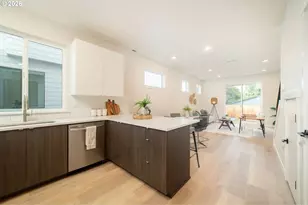 4202 SE Ellis St, Portland, OR 97206 - Photo 4