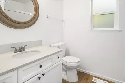 915 NE Mariners Loop, Portland, OR 97211 - Photo 16