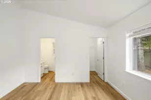 915 NE Mariners Loop, Portland, OR 97211 - Photo 14