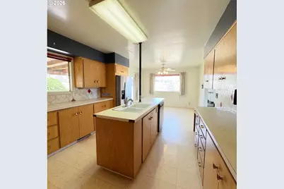 2925 Hillcrest Dr, Baker City, OR 97814 - Photo 10