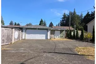 1304 Ocean Ct, Coos Bay, OR 97420 - Photo 6