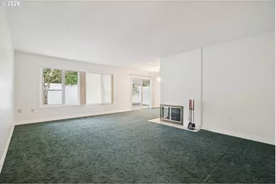 16470 SW Royalty Pkwy, Portland, OR 97224 - Photo 6