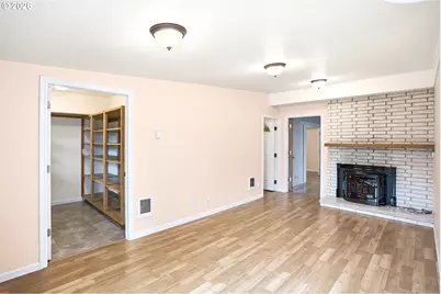 105 E 39th Ave, Eugene, OR 97405 - Photo 20