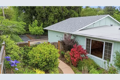 105 E 39th Ave, Eugene, OR 97405 - Photo 44