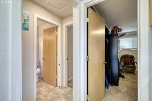 1848 Thomas Ave, Coos Bay, OR 97420 - Photo 34