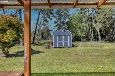 1848 Thomas Ave, Coos Bay, OR 97420 - Photo 4