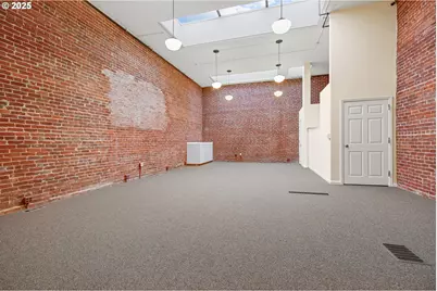 122 SW 3rd Ave, Portland, OR 97204 - Photo 12