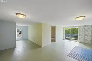 2984 Myrtle St, North Bend, OR 97459 - Photo 26
